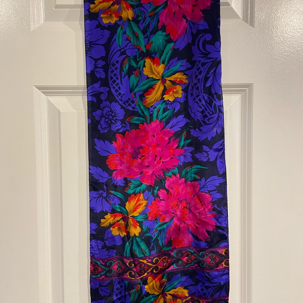 100% silk scarf